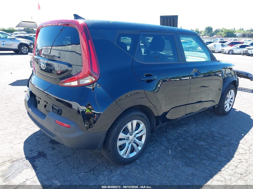 KNDJ23AU2M7143496 2021 KIA SOUL photo no. 4