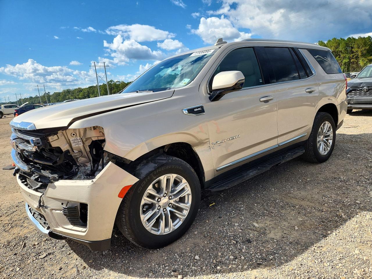 2024 GMC YUKON SLT