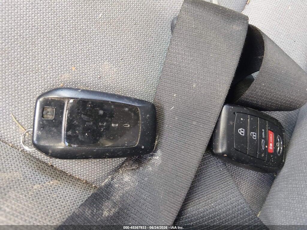 4T1DBADK7SU023408 2025 TOYOTA CAMRY photo no. 11