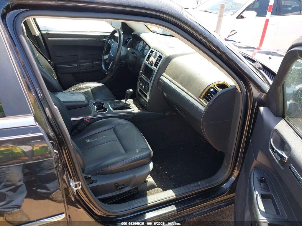 2C3CA5CV9AH209754 2010 CHRYSLER 300 photo no. 5