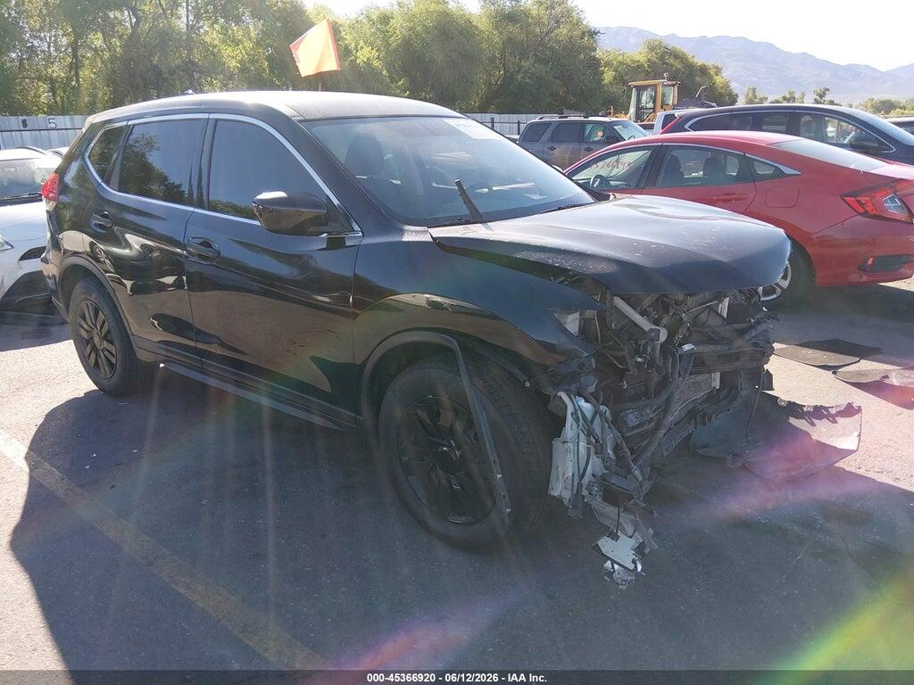 KNMAT2MT8HP581360 2017 NISSAN ROGUE photo no. 1