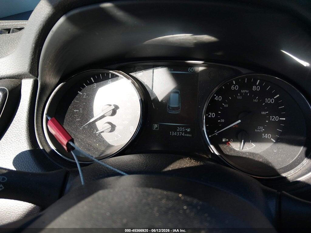 KNMAT2MT8HP581360 2017 NISSAN ROGUE photo no. 7