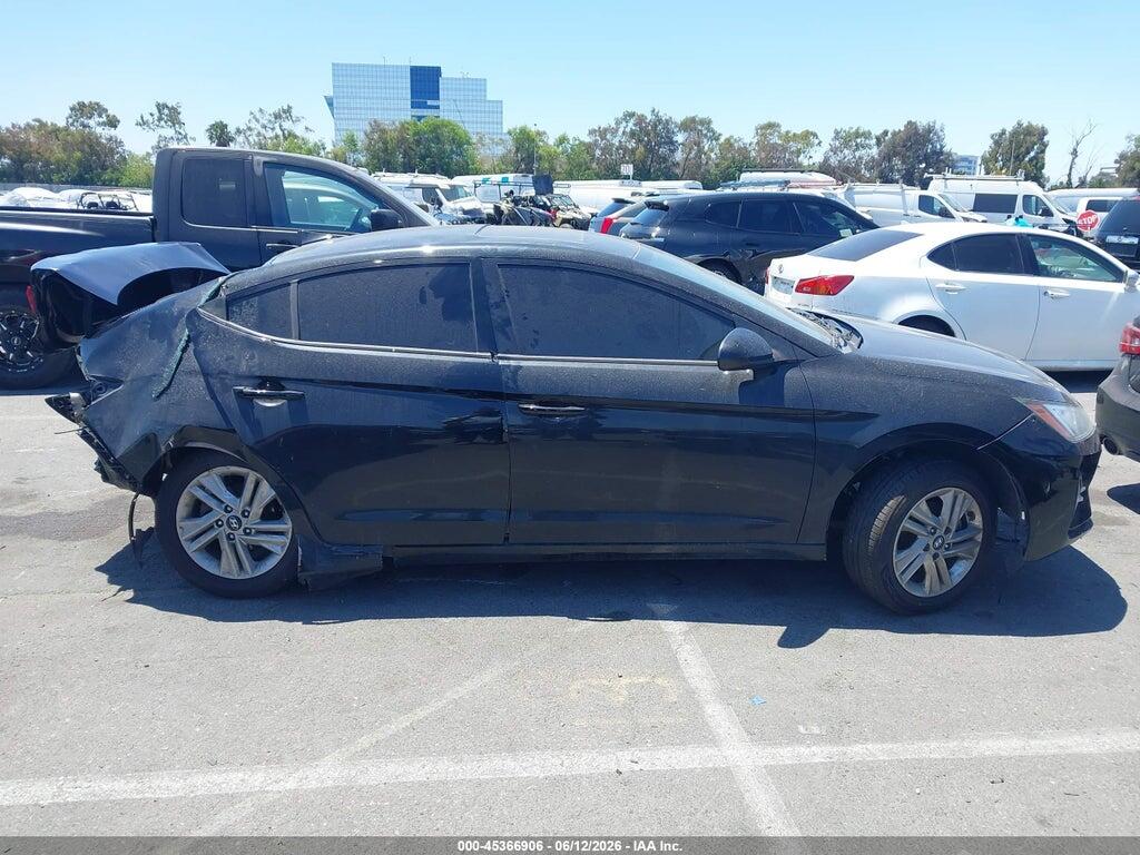 5NPD84LF3KH496192 2019 HYUNDAI ELANTRA photo no. 12