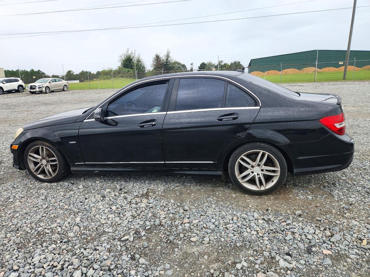 2012 MERCEDES-BENZ C 250 — Фото 2 из 12