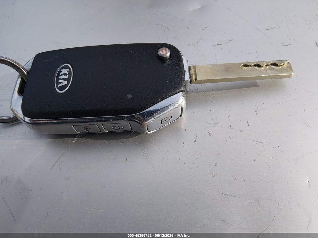 KNDEUCAA7M7043718 2021 KIA SELTOS photo no. 11