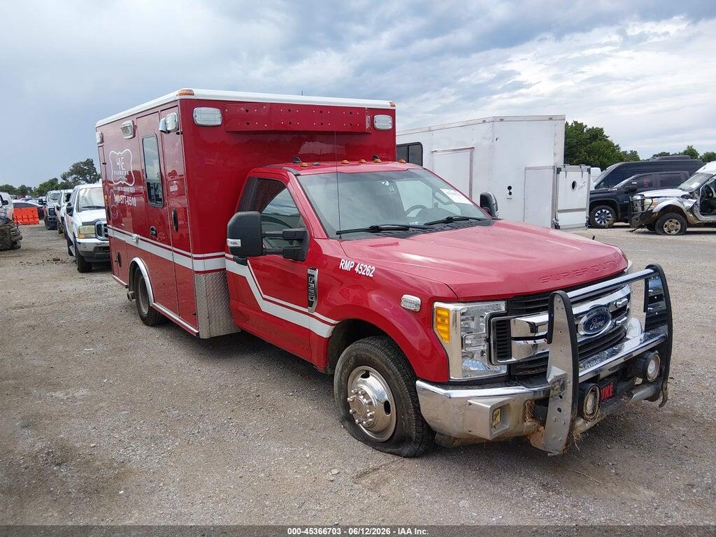 1FDRF3GT2JEB84980 2018 FORD F-350 CHASSIS photo no. 1