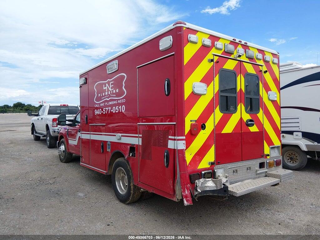 1FDRF3GT2JEB84980 2018 FORD F-350 CHASSIS photo no. 3