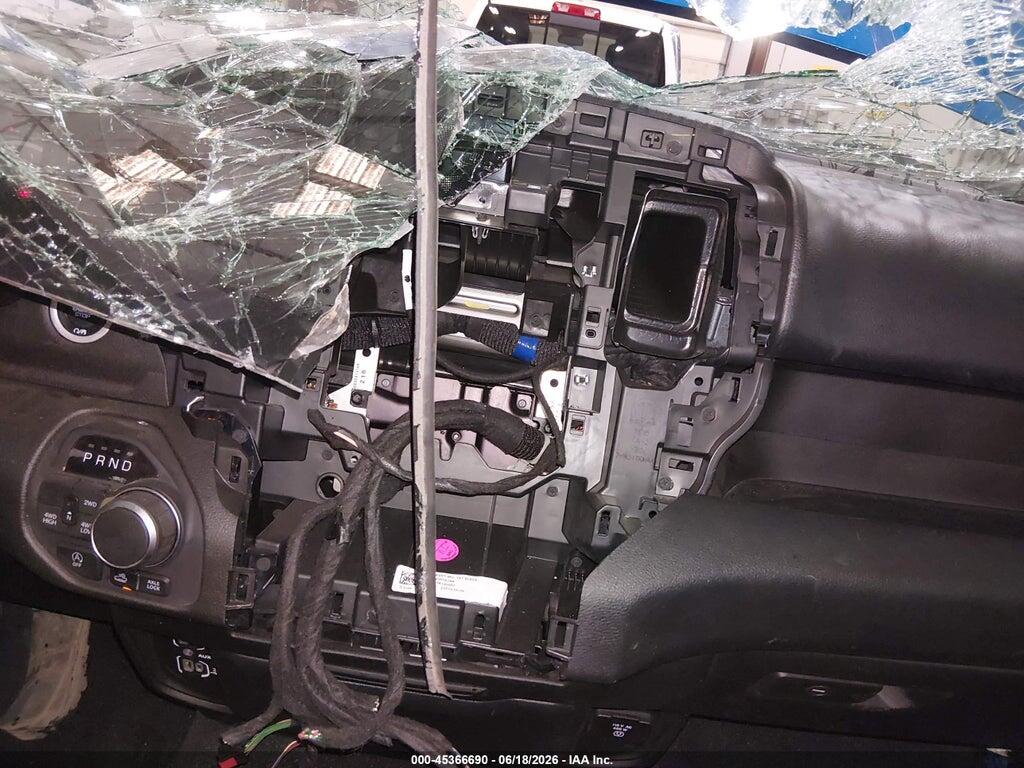1C6SRFGP9TN224533 2026 RAM 1500 photo no. 12