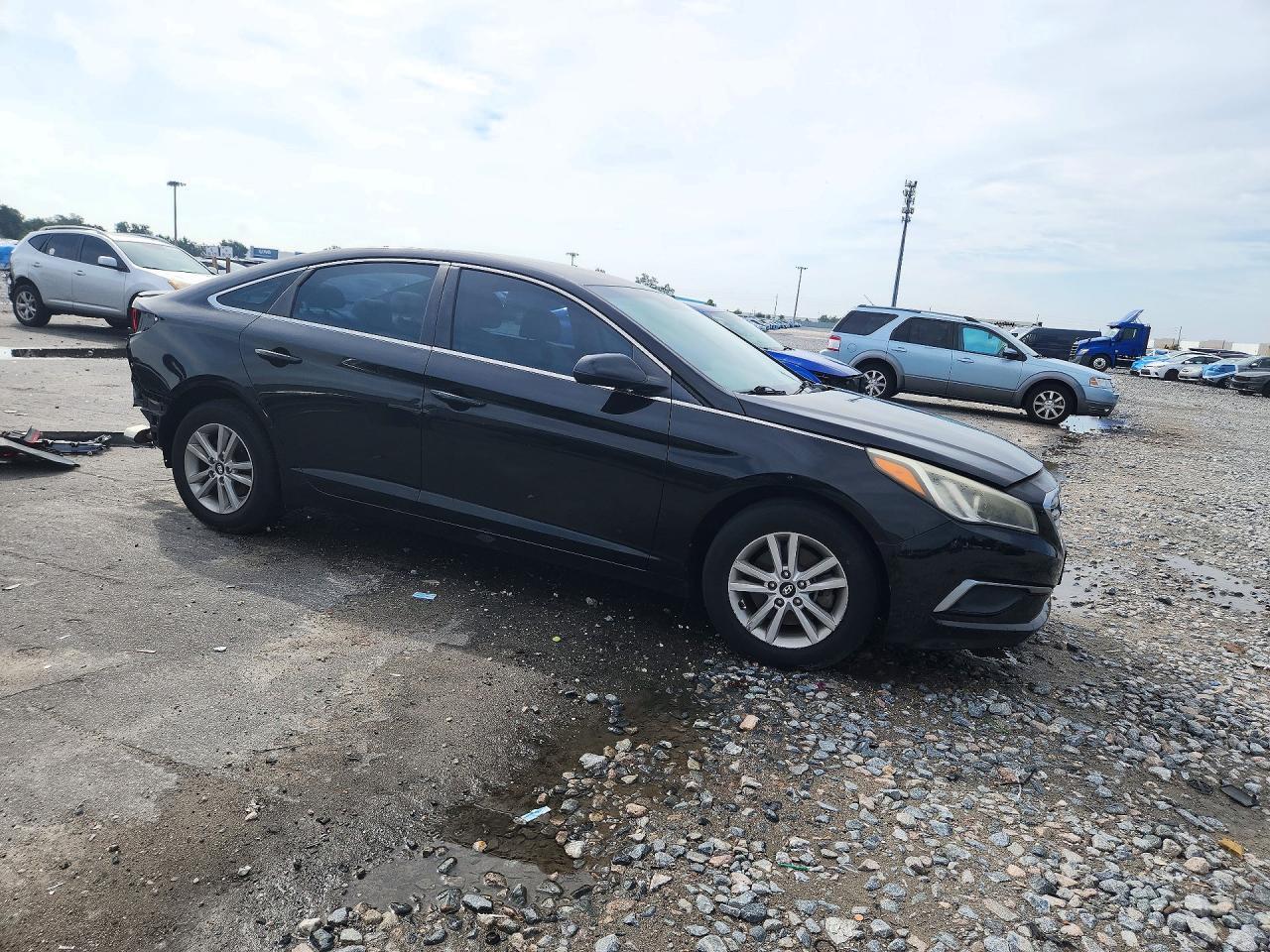 2016 HYUNDAI SONATA SE — Фото 4 из 13