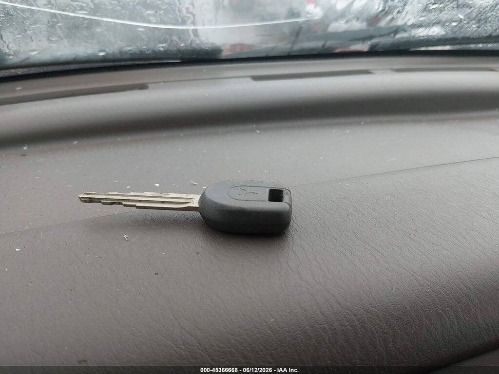JA4LS31H61P053916 2001 MITSUBISHI MONTERO SPORT photo no. 11