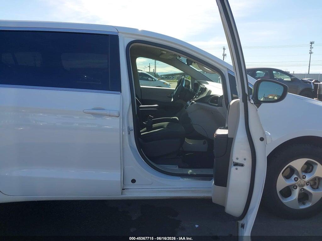 2C4RC1CG8HR788833 2017 CHRYSLER PACIFICA photo no. 5