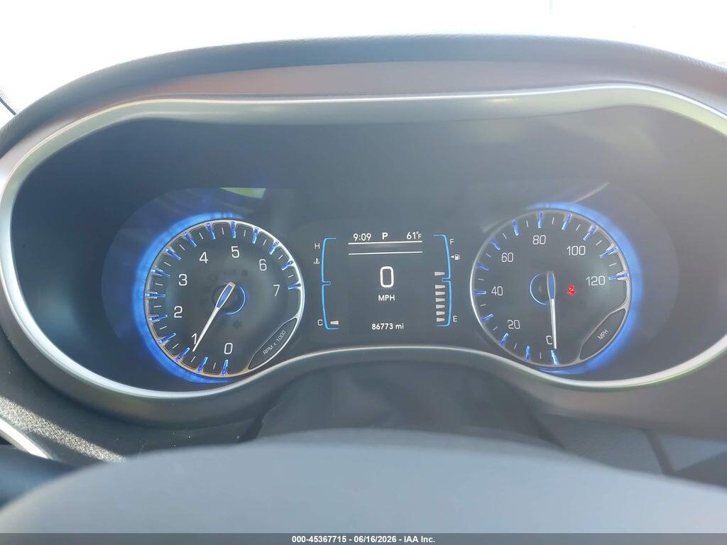 2C4RC1CG8HR788833 2017 CHRYSLER PACIFICA photo no. 7