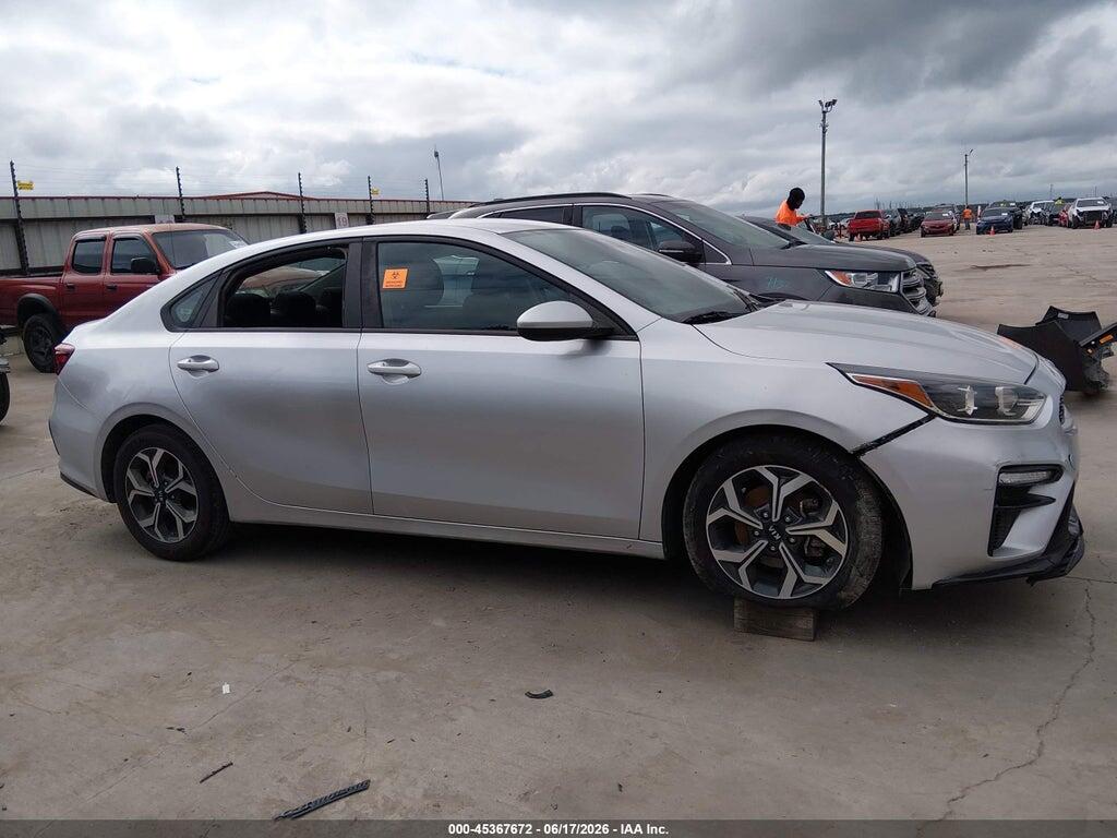 3KPF24AD7LE140927 2020 KIA FORTE photo no. 12
