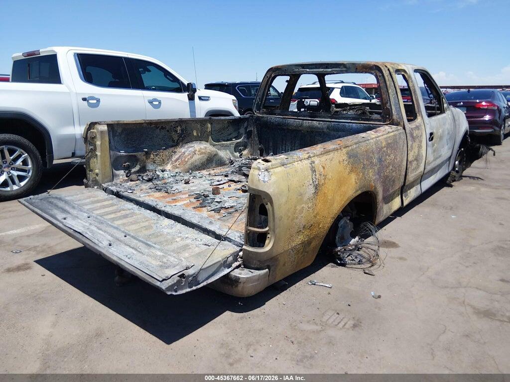 1FTRX17L81NB93673 2001 FORD F-150 photo no. 4