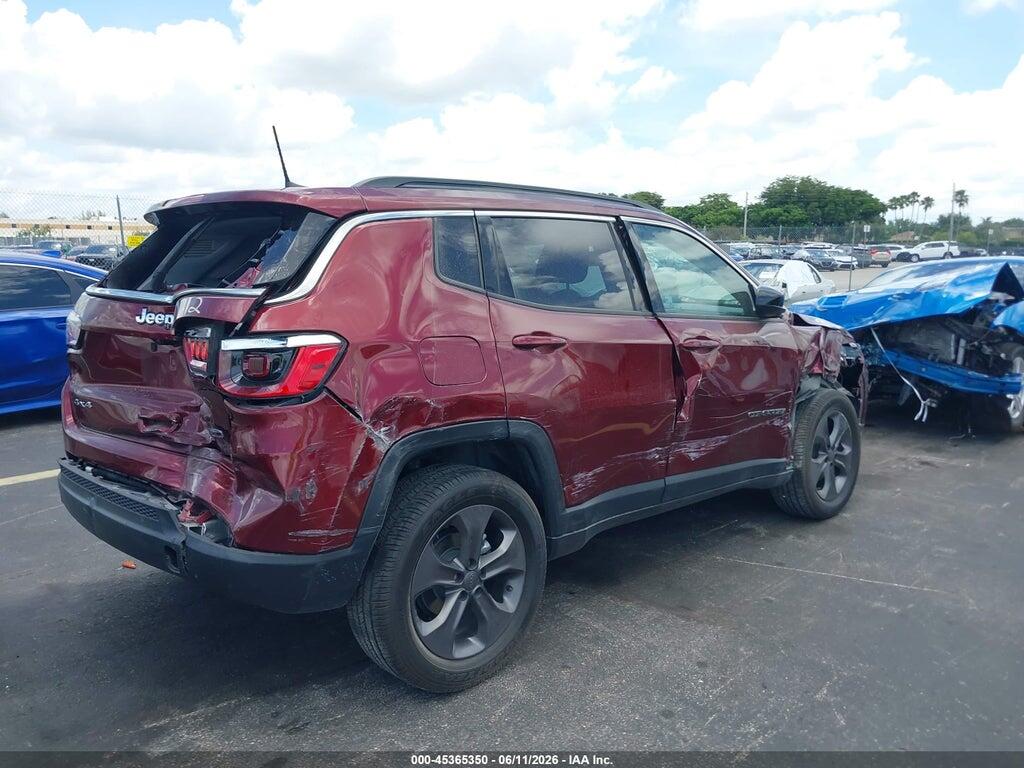 3C4NJDFB0NT126467 2022 JEEP COMPASS photo no. 4