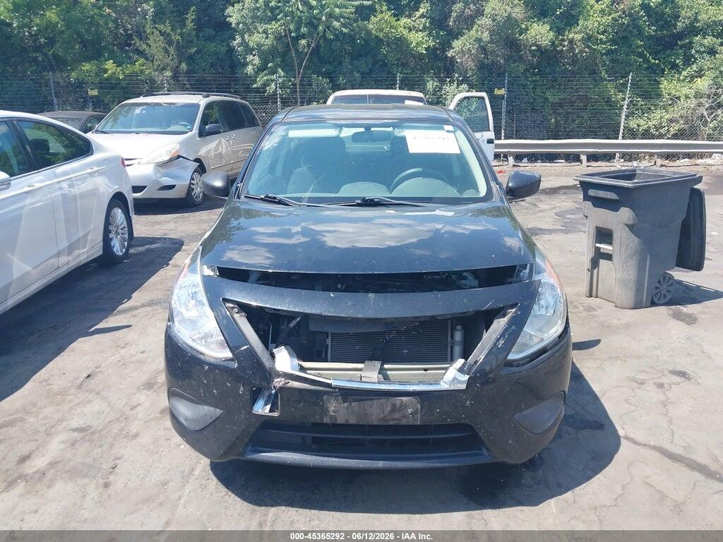 3N1CN7AP7KL828557 2019 NISSAN VERSA photo no. 12