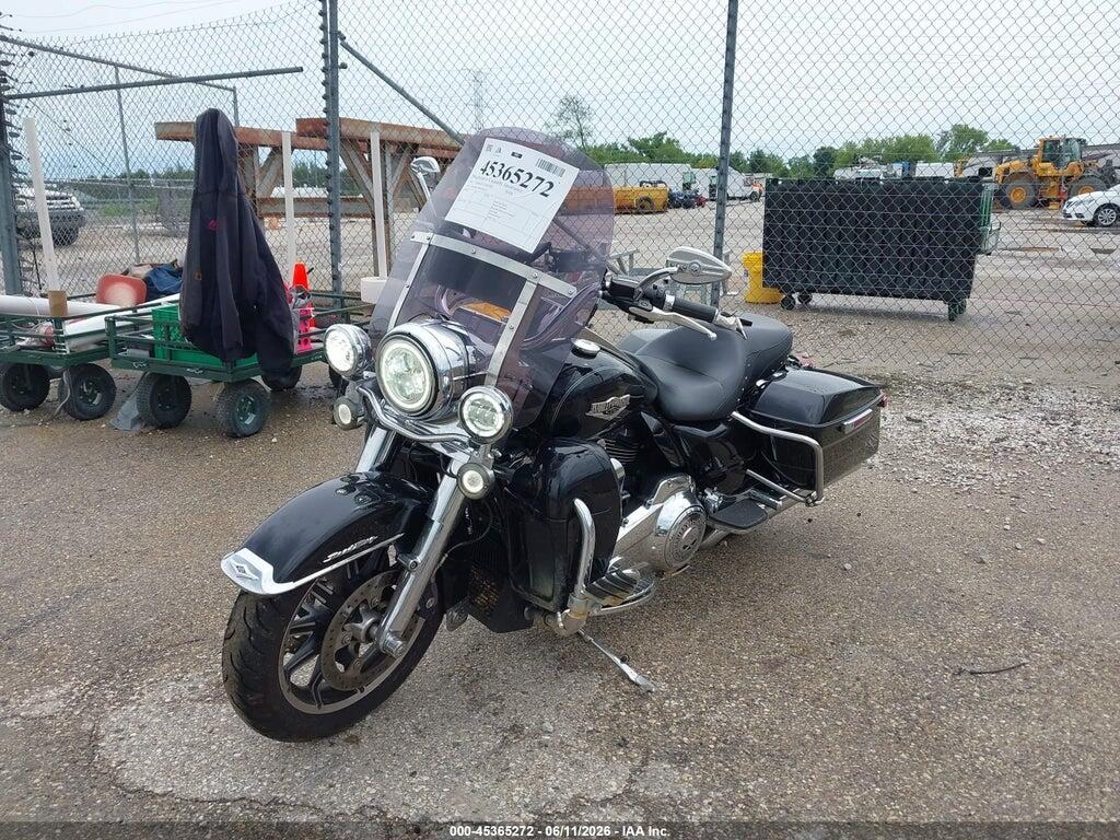 1HD1FBC18HB673653 2017 HARLEY-DAVIDSON FLHR photo no. 2