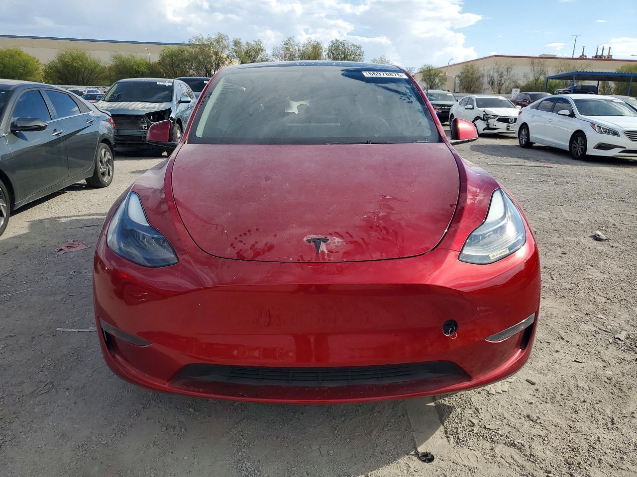 2024 TESLA MODEL Y — Фото 5 из 13