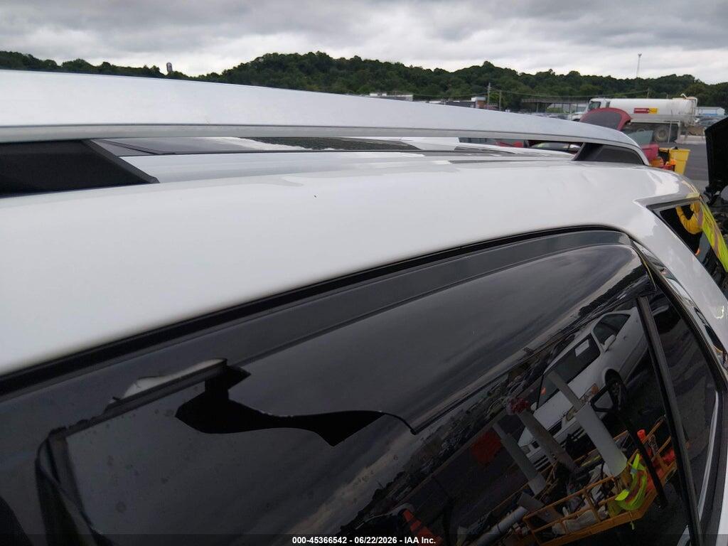 2GNAXMEVXJ6258022 2018 CHEVROLET EQUINOX photo no. 6