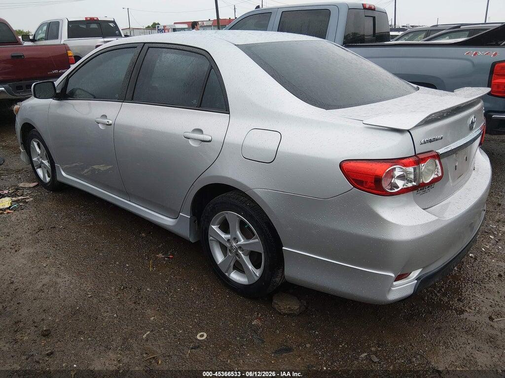2T1BU4EE8CC807370 2012 TOYOTA COROLLA photo no. 3