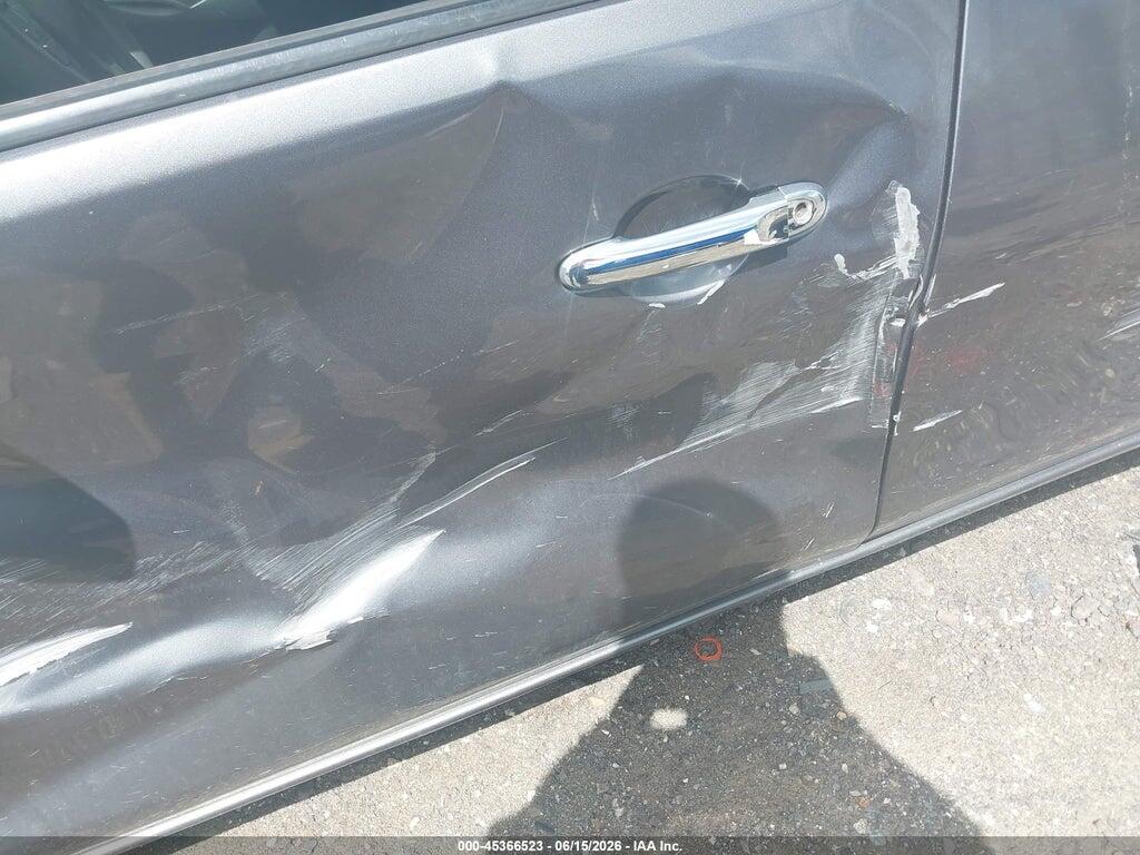 3N1CN7AP1GL828075 2016 NISSAN VERSA photo no. 9