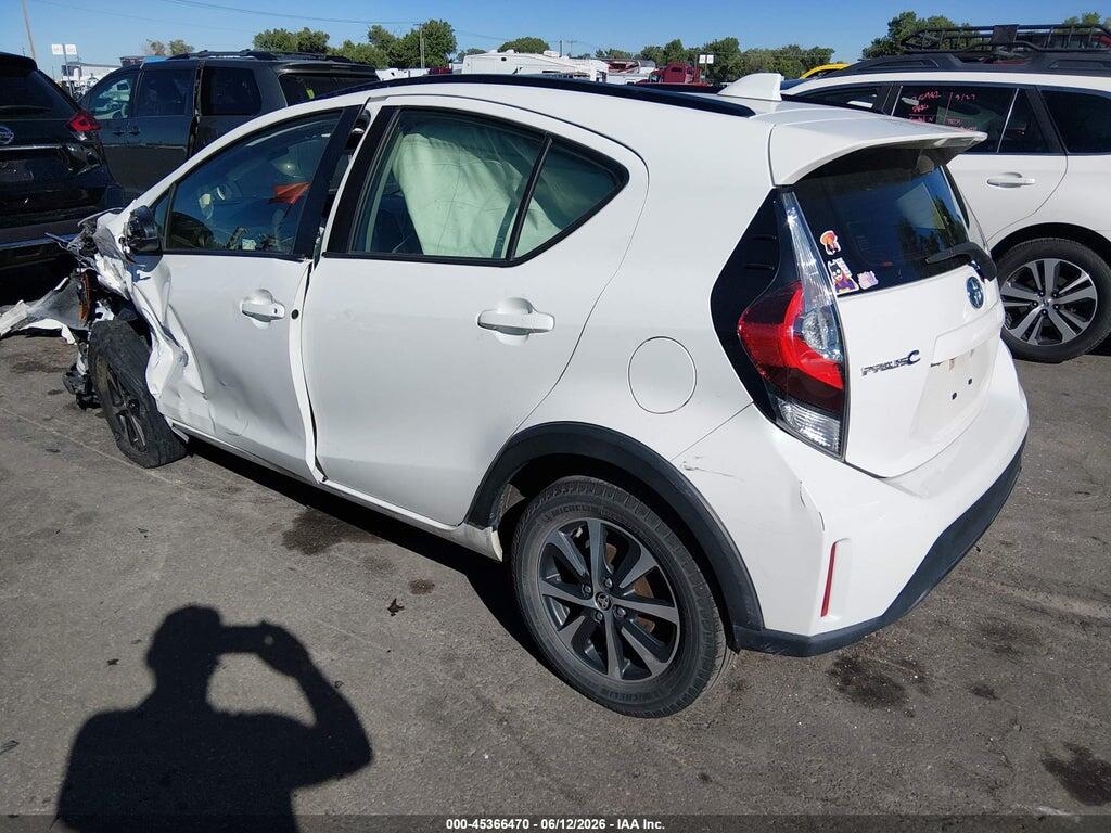 JTDKDTB3XJ1620002 2018 TOYOTA PRIUS C photo no. 3