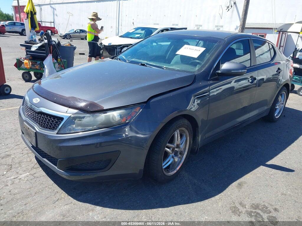 KNAGM4A7XB5069772 2011 KIA OPTIMA photo no. 2