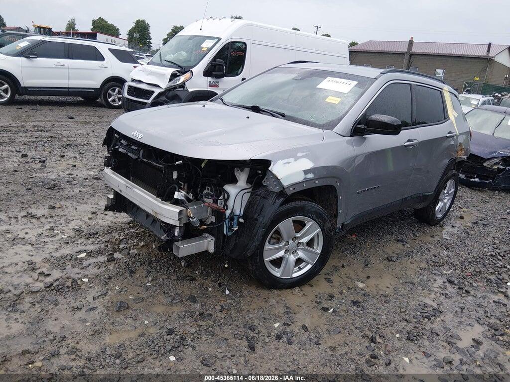 3C4NJDBB0NT133327 2022 JEEP COMPASS photo no. 2