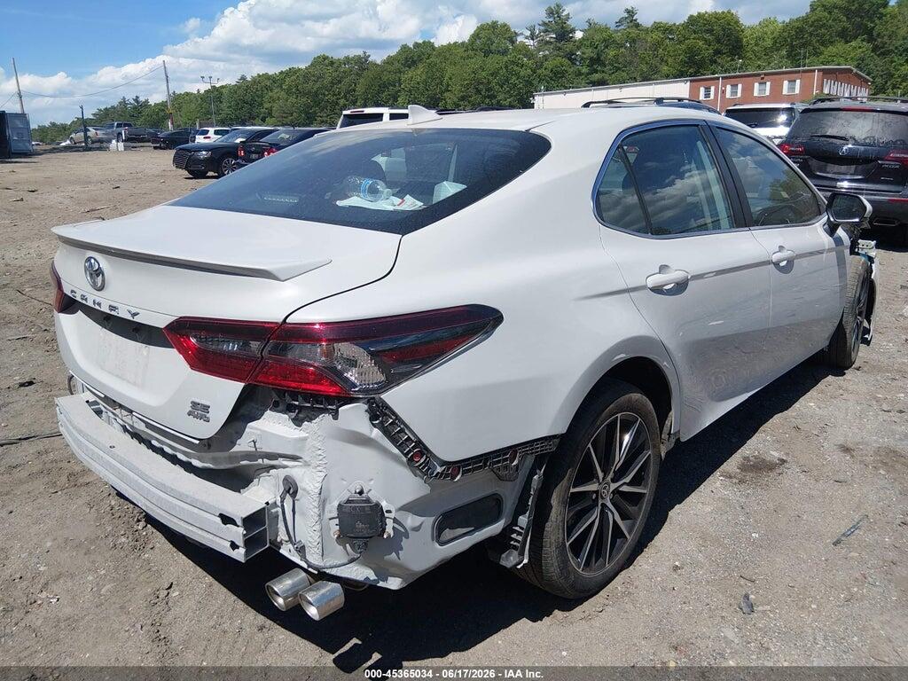 4T1G11BK7NU053208 2022 TOYOTA CAMRY photo no. 4