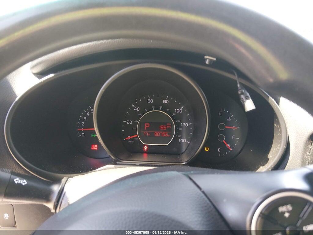 KNDJP3A57F7750779 2015 KIA SOUL photo no. 7