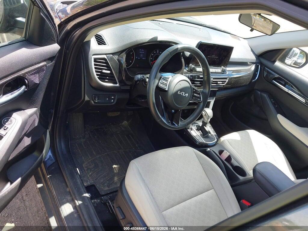 KNDERCAA5P7437269 2023 KIA SELTOS photo no. 8