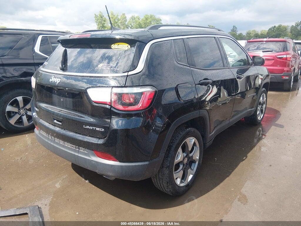 3C4NJDCB3JT470390 2018 JEEP COMPASS photo no. 4