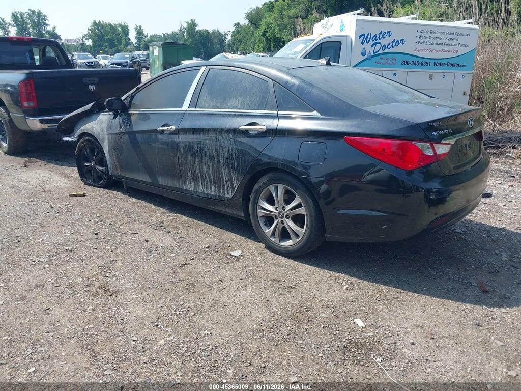 5NPEC4AC2CH471877 2012 HYUNDAI SONATA photo no. 3