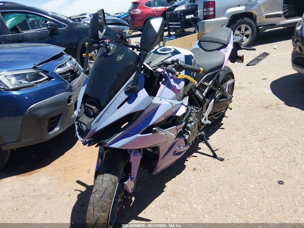 JS1EM13B7R7103542 2024 SUZUKI GSX800 photo no. 2