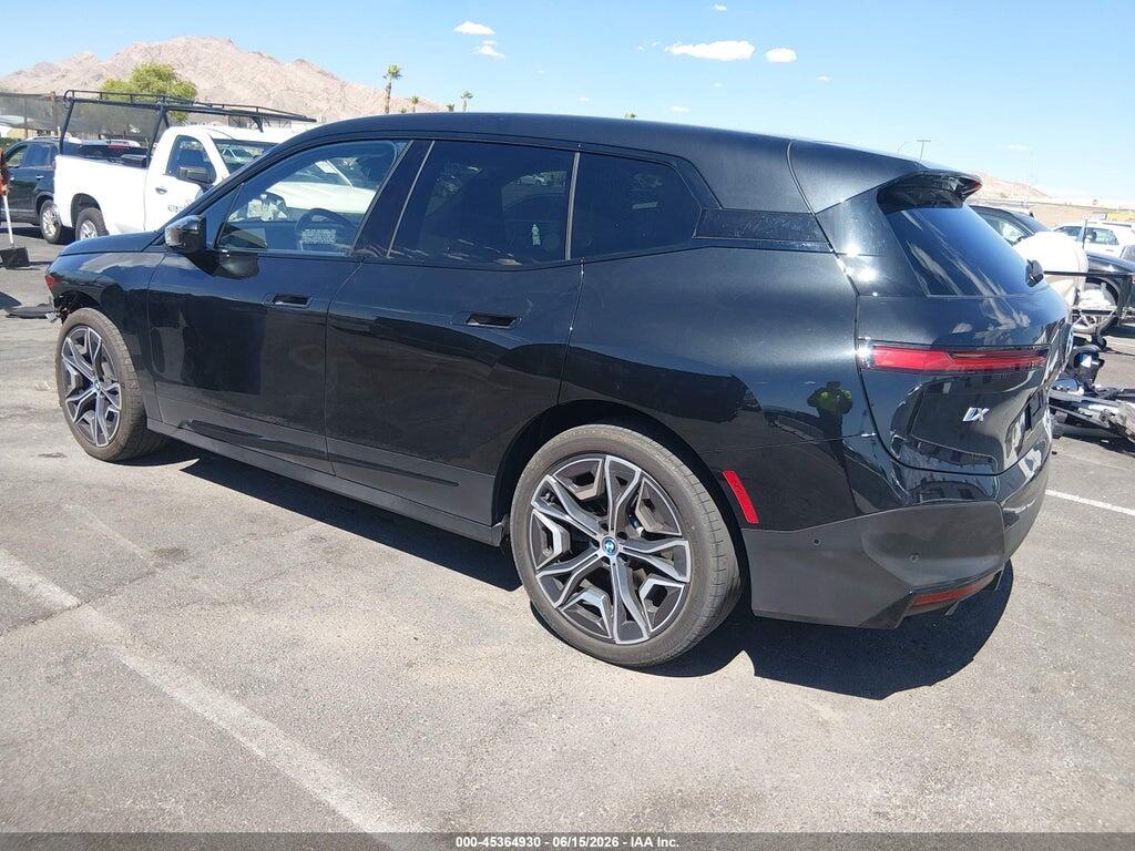 WB523CF03SCU80752 2025 BMW IX photo no. 3