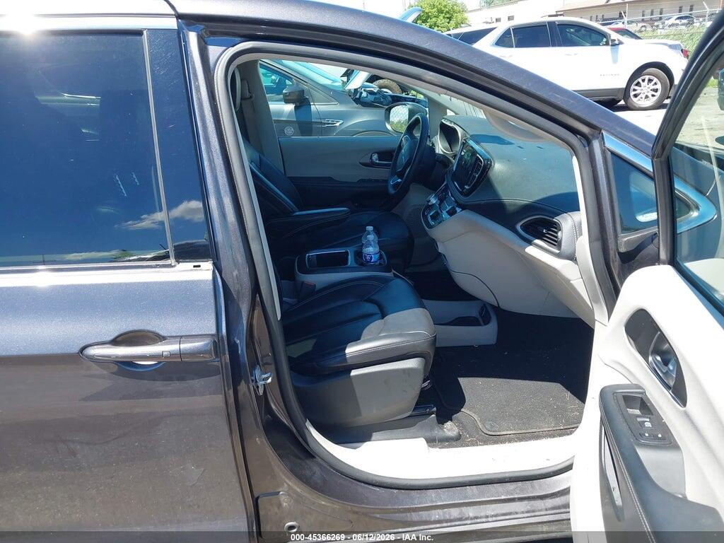 2C4RC1L72PR558770 2023 CHRYSLER PACIFICA HYBRID photo no. 5
