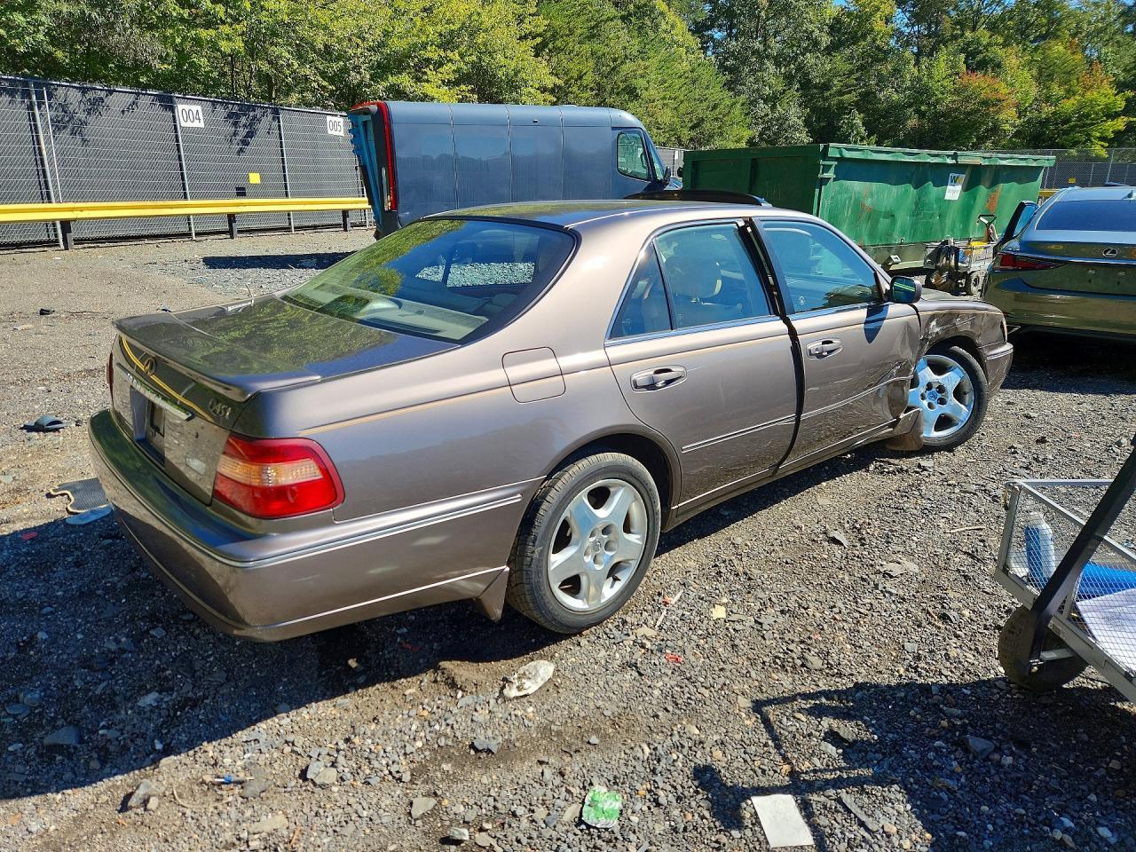 2001 INFINITI Q45 BASE — Фото 3 из 12