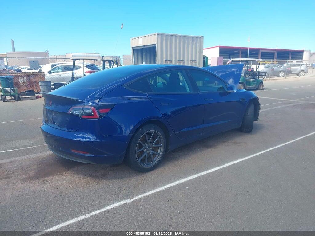 5YJ3E1EA5JF077892 2018 TESLA MODEL 3 photo no. 4