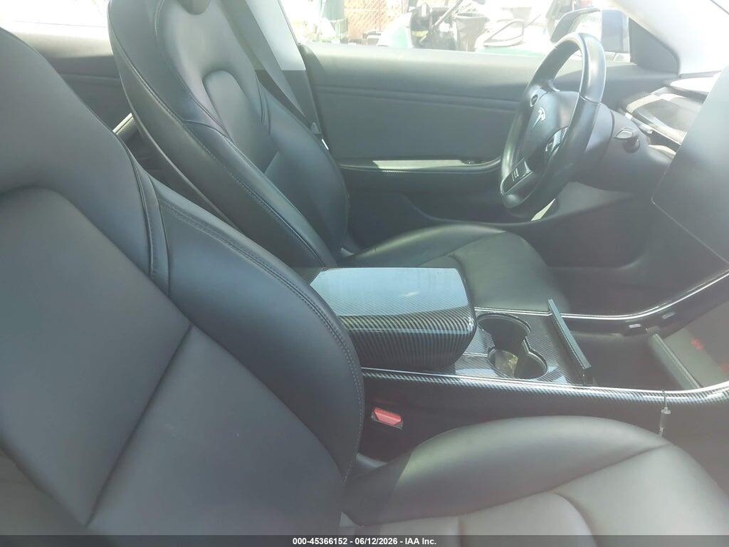 5YJ3E1EA5JF077892 2018 TESLA MODEL 3 photo no. 5