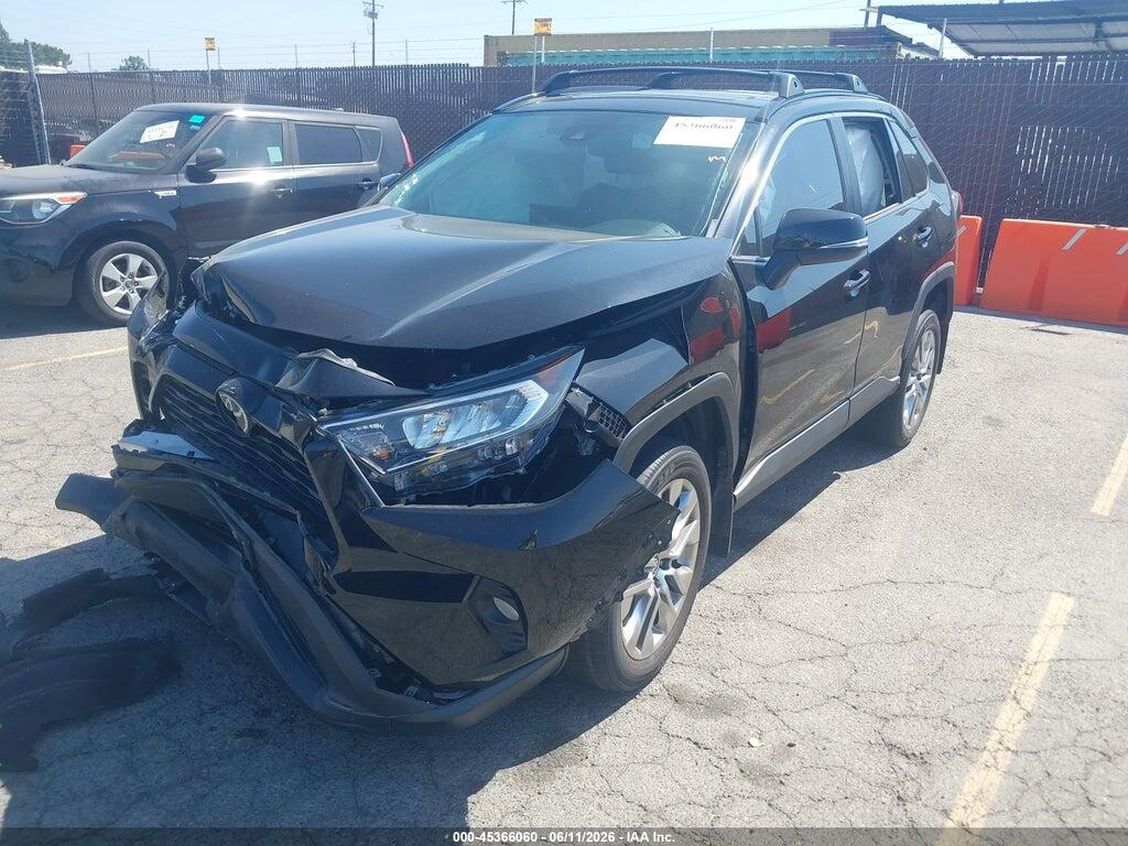 2T3C1RFV5MC137567 2021 TOYOTA RAV4 photo no. 2