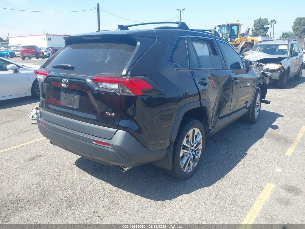 2T3C1RFV5MC137567 2021 TOYOTA RAV4 photo no. 4