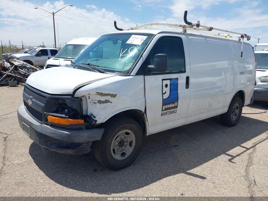 1GCWGFCF3F1148414 2015 CHEVROLET EXPRESS 2500 photo no. 2