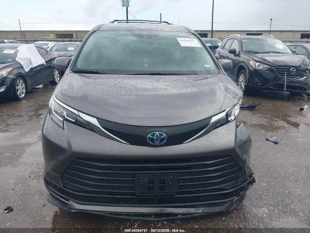 5TDKRKEC2PS179940 2023 TOYOTA SIENNA photo no. 12