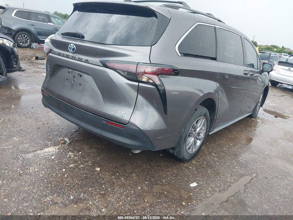 5TDKRKEC2PS179940 2023 TOYOTA SIENNA photo no. 4