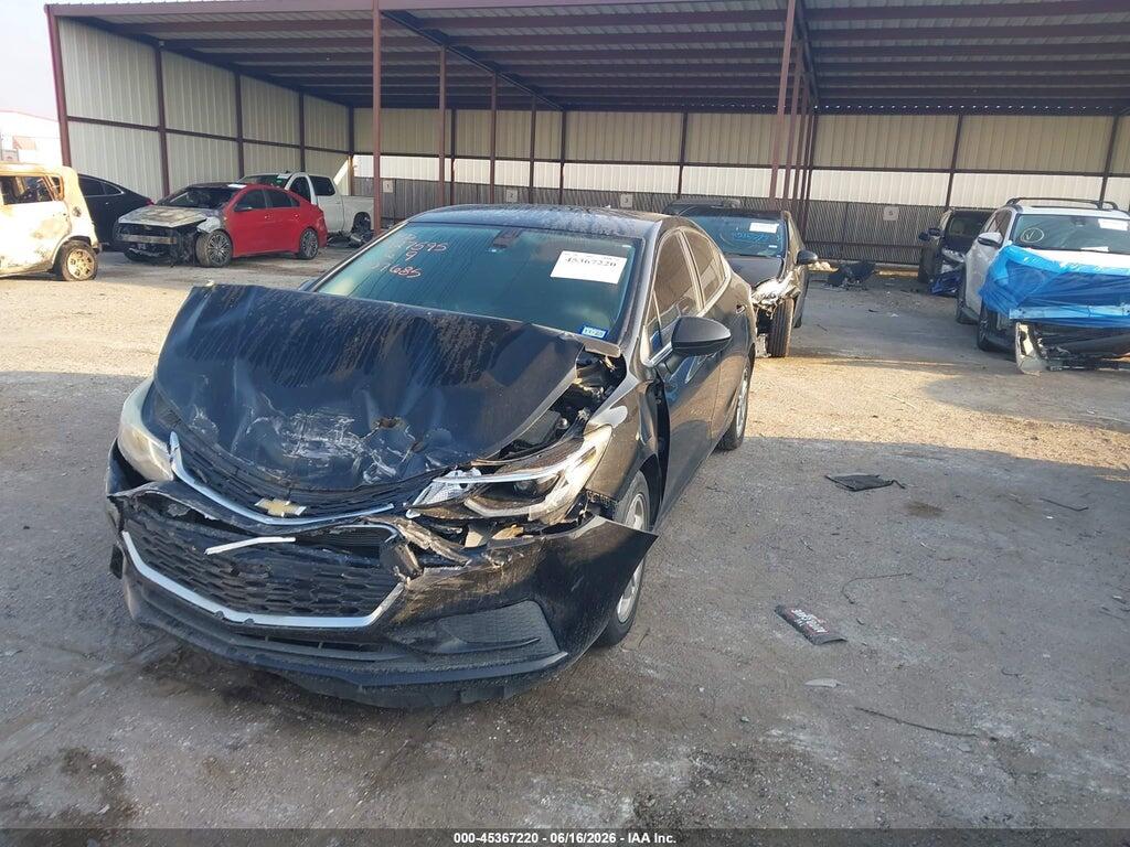 1G1BE5SM2H7207685 2017 CHEVROLET CRUZE photo no. 2