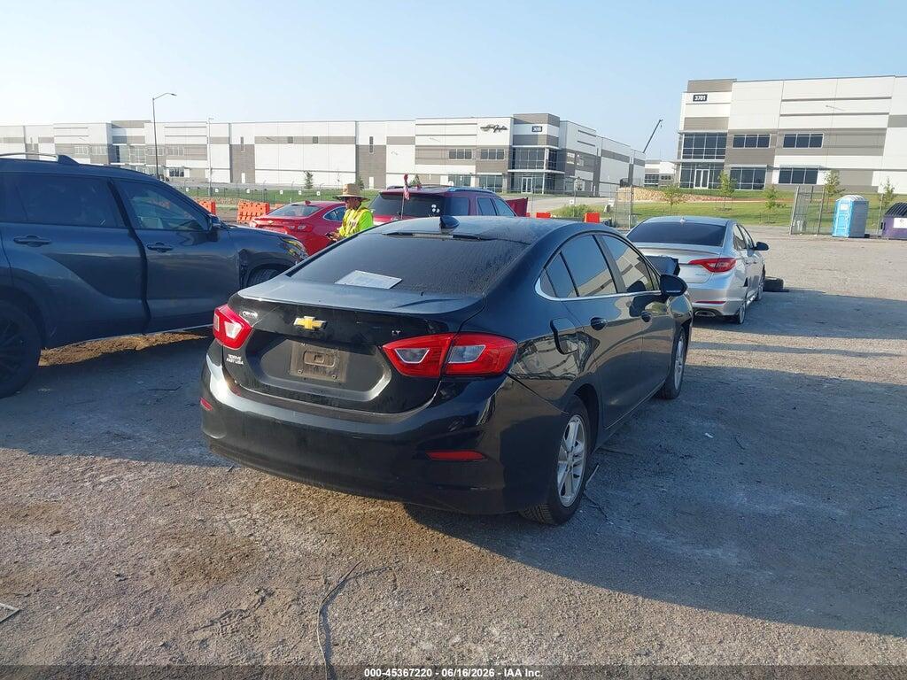 1G1BE5SM2H7207685 2017 CHEVROLET CRUZE photo no. 4