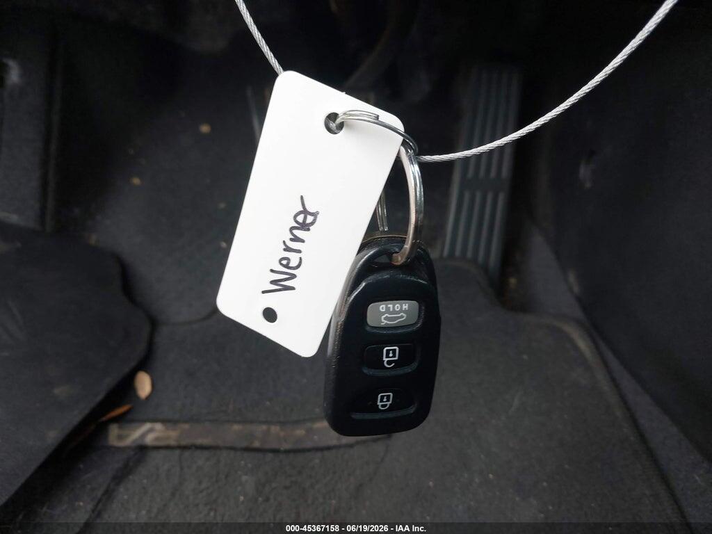 5NPDH4AE9GH784560 2016 HYUNDAI ELANTRA photo no. 11