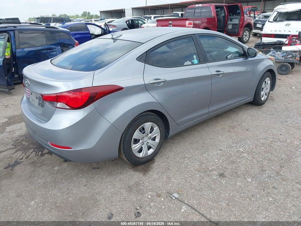 5NPDH4AE9GH784560 2016 HYUNDAI ELANTRA photo no. 4