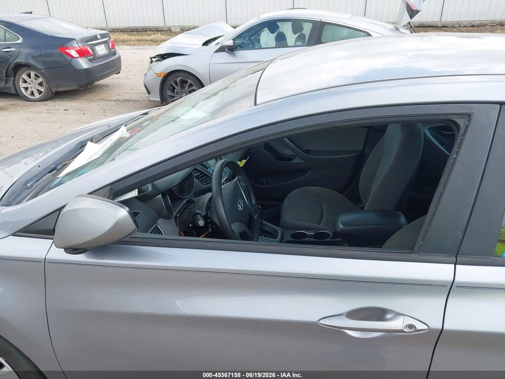 5NPDH4AE9GH784560 2016 HYUNDAI ELANTRA photo no. 6