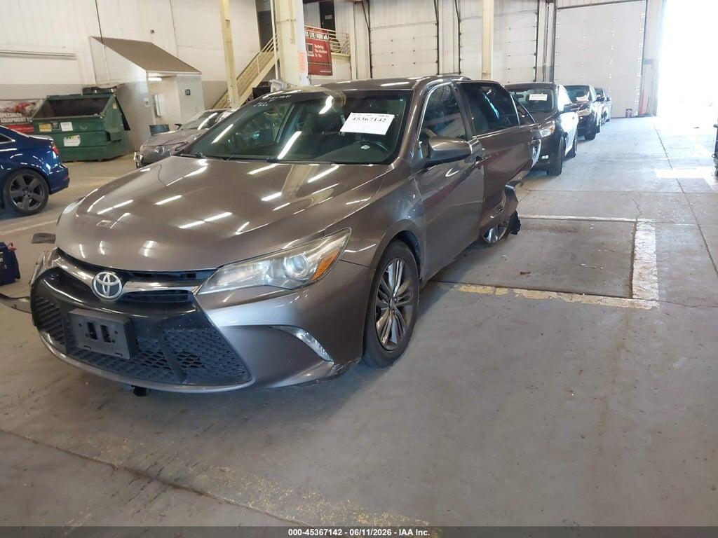 4T1BF1FK6HU662140 2017 TOYOTA CAMRY photo no. 2